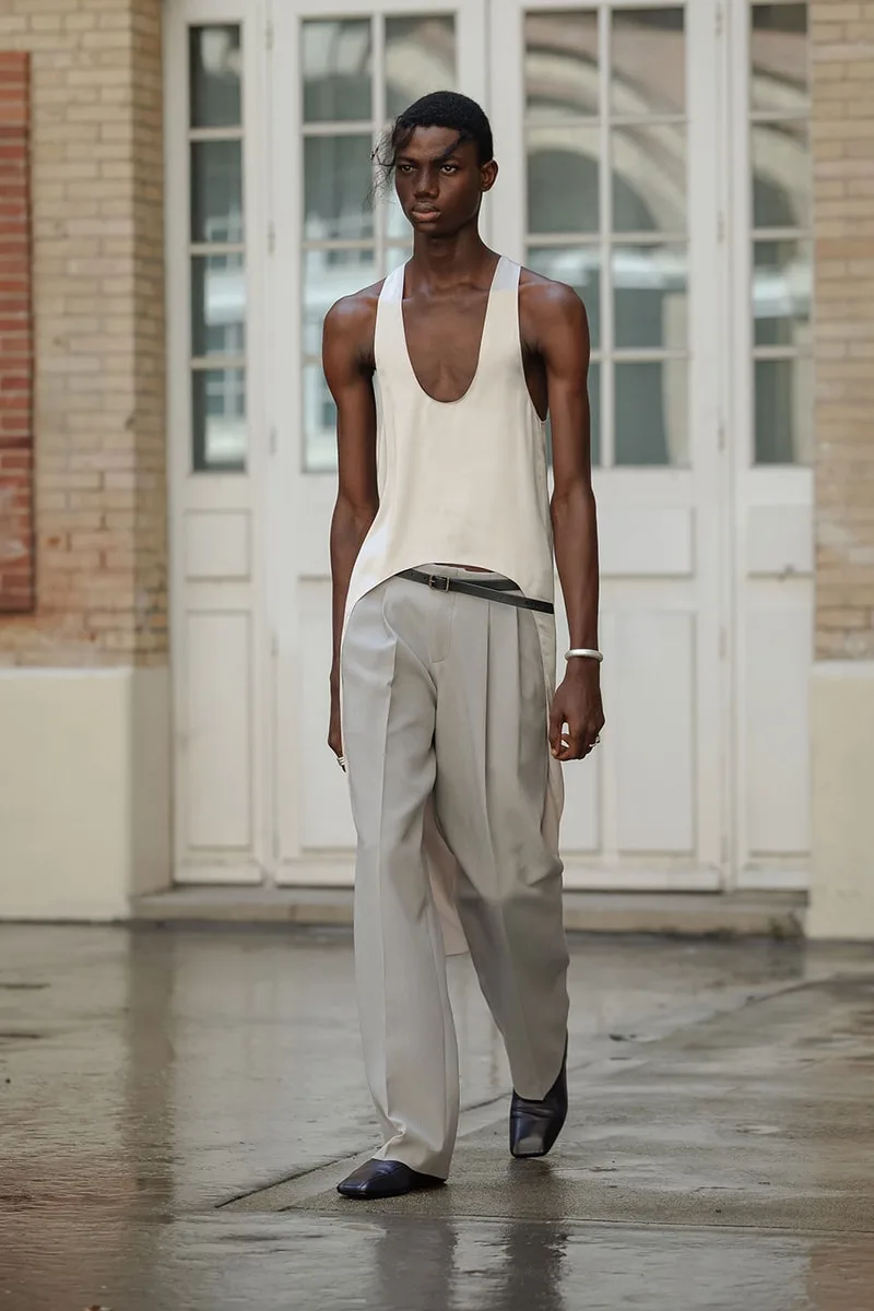 sean-suen-ss27-un-eloge-des-perceptions-insaisissables/carousel-8.jpg
