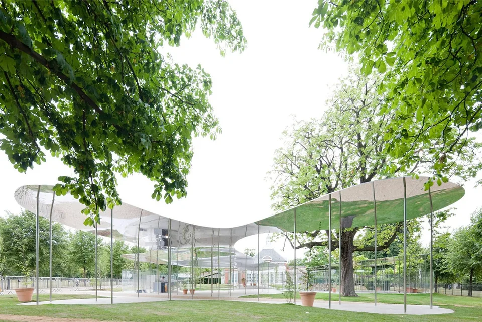 serpentine-pavilion-une-retrospective-des-editions-marquantes/carousel-11.jpg
