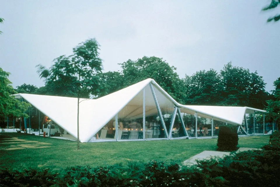 serpentine-pavilion-une-retrospective-des-editions-marquantes/carousel-2.jpg