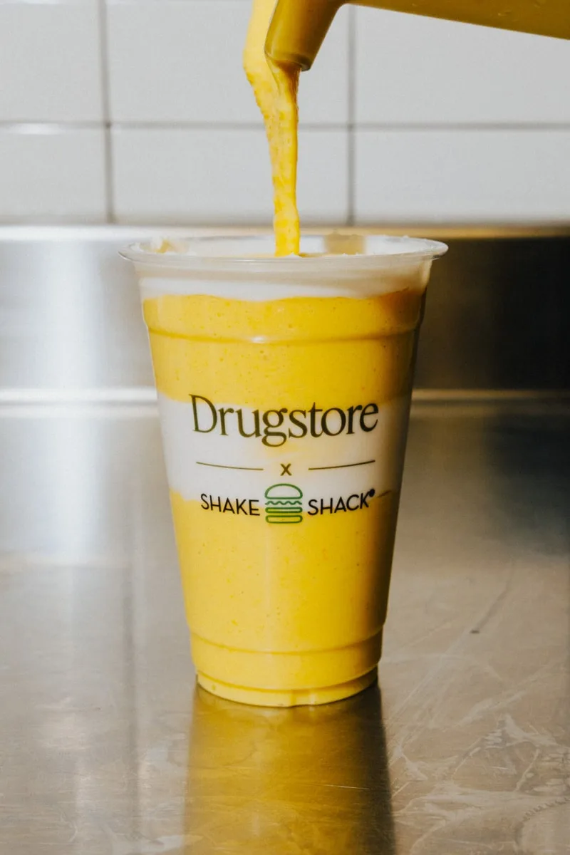 shake-shack-et-jeremy-fall-un-petit-dejeuner-unique/carousel-5.jpg