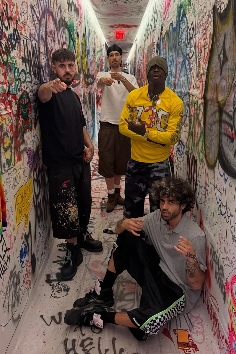 slawn-a-nyc-une-exposition-pop-up-monumentale/carousel-11.jpg