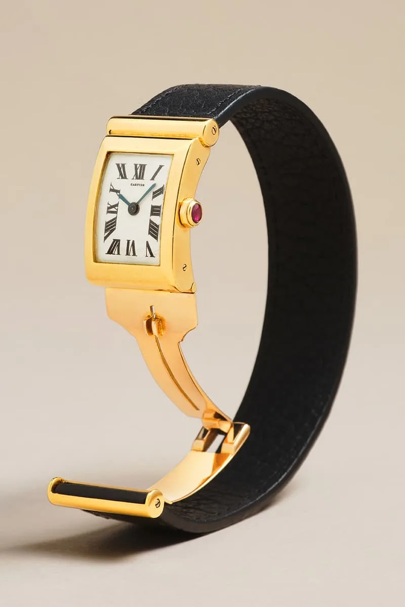 sothebys-presente-une-collection-unique-de-montres-cartier-vintage/carousel-10.jpg