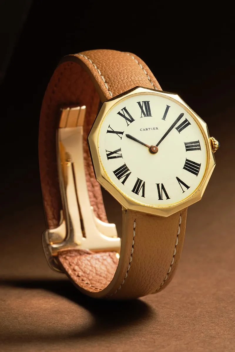 sothebys-presente-une-collection-unique-de-montres-cartier-vintage/carousel-8.jpg