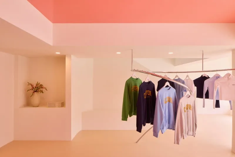 sporty-et-rich-sinstalle-a-west-hollywood-avec-un-nouveau-flagship/carousel-7.jpg