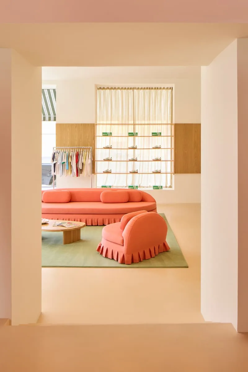 sporty-et-rich-sinstalle-a-west-hollywood-avec-un-nouveau-flagship/carousel-9.jpg