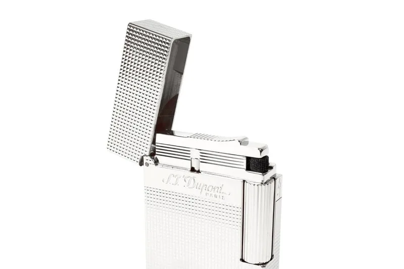 st-dupont-rarete-dun-briquet-en-collaboration/carousel-15.jpg