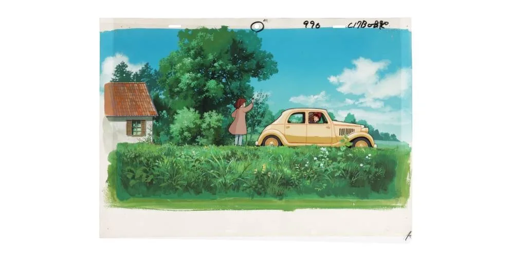 Illustration d'une femme et d'une voiture jaune près d'une maison et d'arbres.