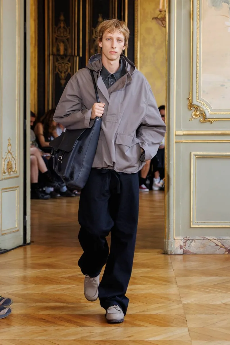 studio-nicholson-triomphe-a-la-fashion-week-de-paris/carousel-10.jpg