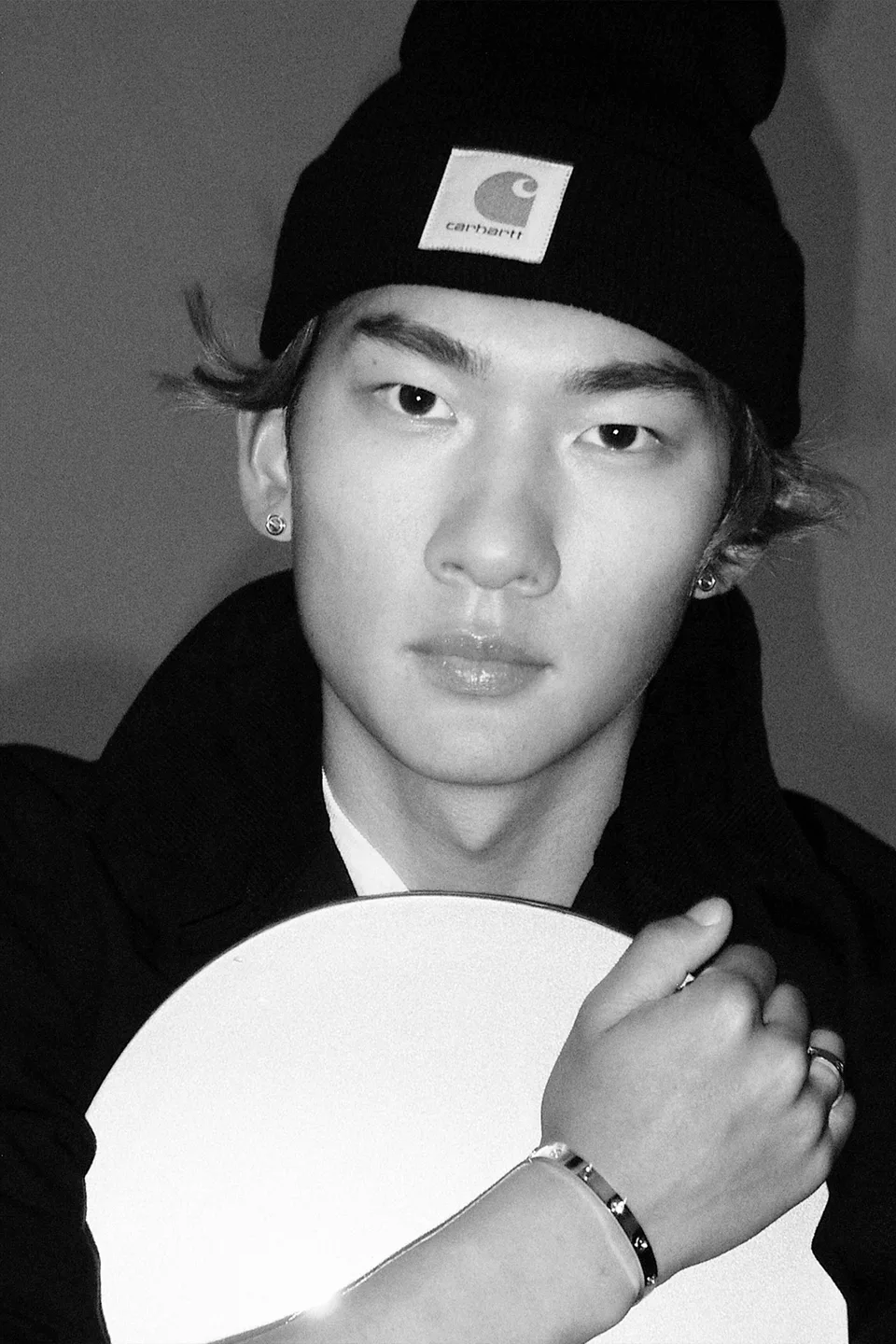su-yiming-de-snowboarder-a-icone-de-la-mode/carousel-8.png