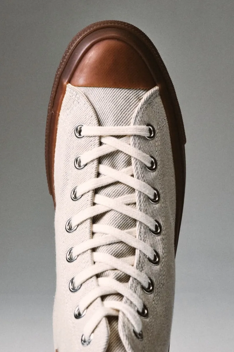 sugarhill-x-converse-une-sneaker-qui-evolue/carousel-3.jpg
