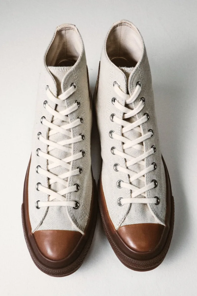 sugarhill-x-converse-une-sneaker-qui-evolue/carousel-4.jpg