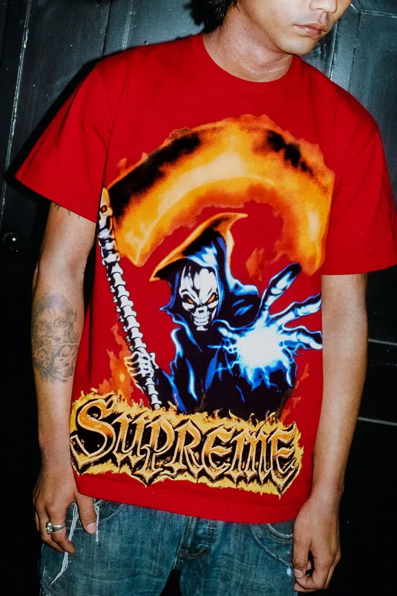 supreme-devoile-sa-collection-de-t-shirts-printemps-2026/carousel-7.jpg