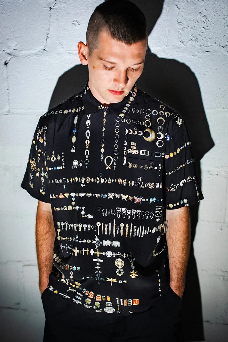 supreme-sallie-a-mike-kelley-pour-une-collection-printemps-2026/carousel-3.jpg