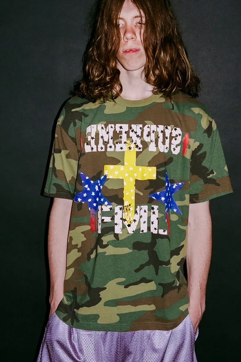 supreme-une-collection-ete-2026-iconoclaste/carousel-7.jpg
