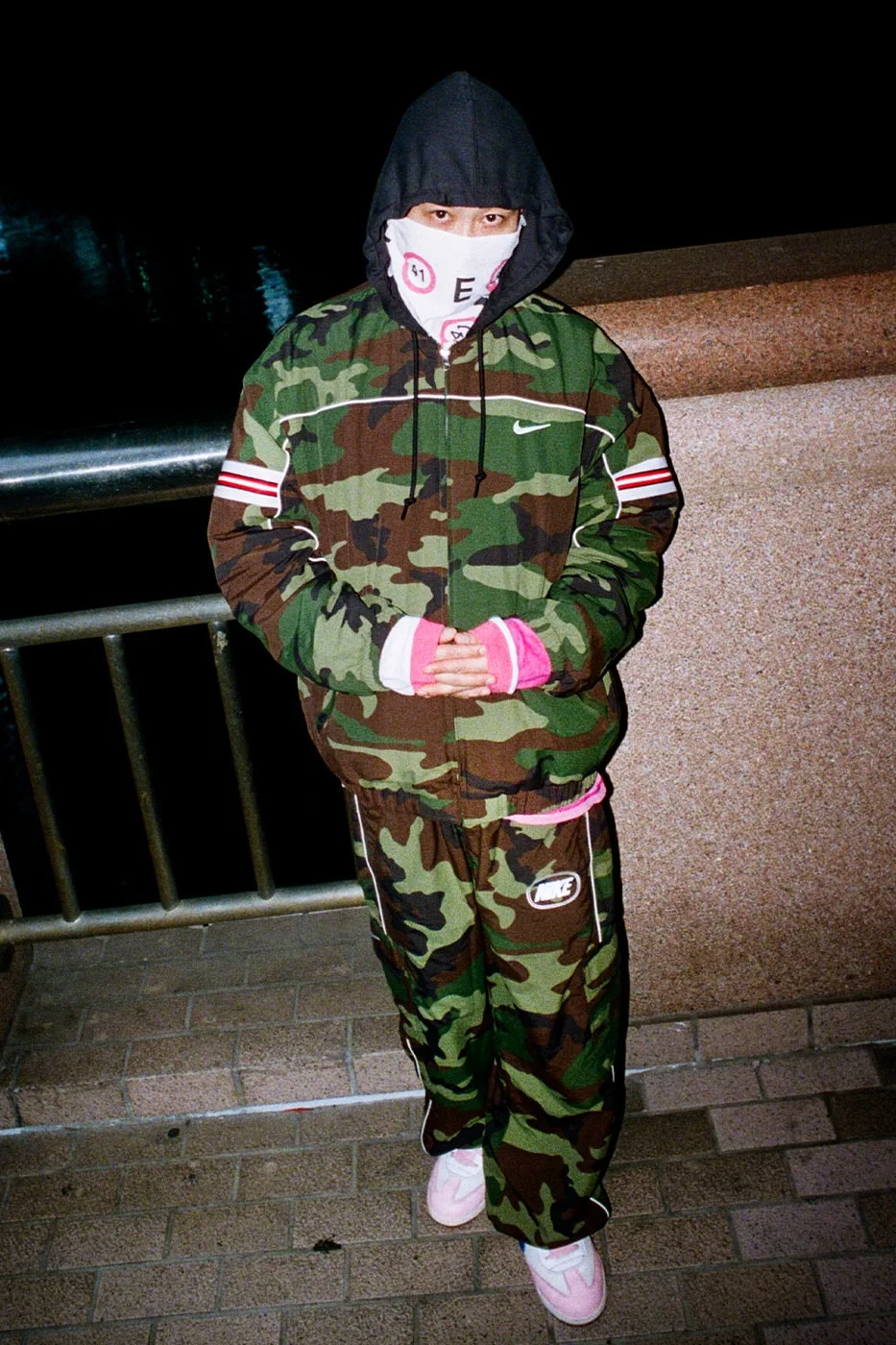 supreme-x-nike-la-collection-fall-2026-revelee/carousel-5.jpg