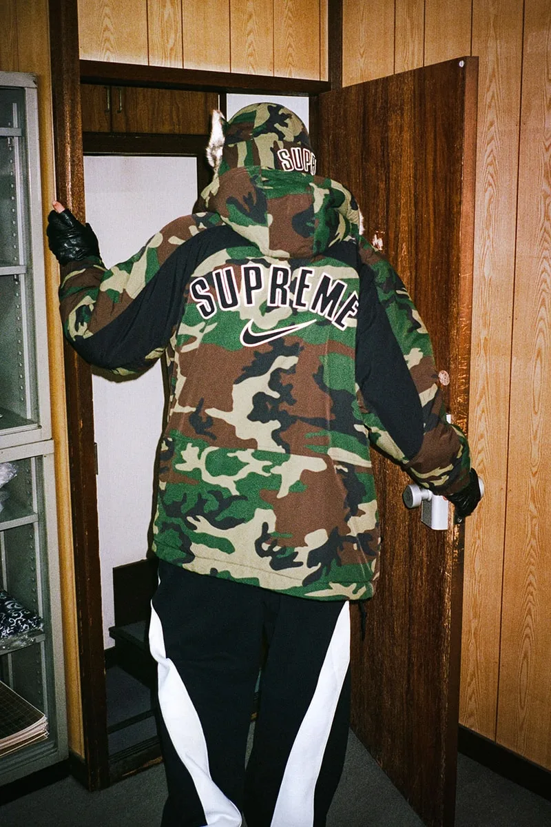 supreme-x-nike-une-collection-automne-2026-audacieuse/carousel-9.jpg