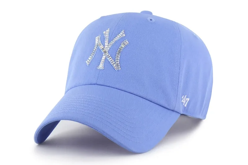 swarovski-x-47-x-mlb-collab-etincelante-pour-130-ans/carousel-7.jpg