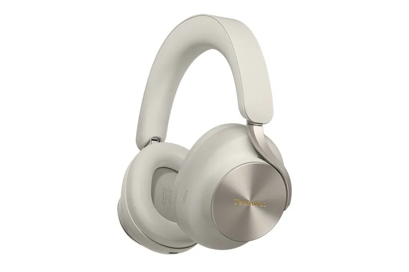 technics-eah-a1000-casque-aux-ambitions-hi-fi/carousel-7.jpg
