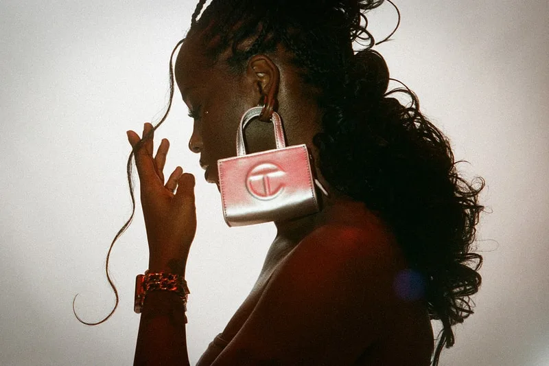 telfar-le-mini-shopper-se-decline-en-baby-bag/carousel-2.jpg
