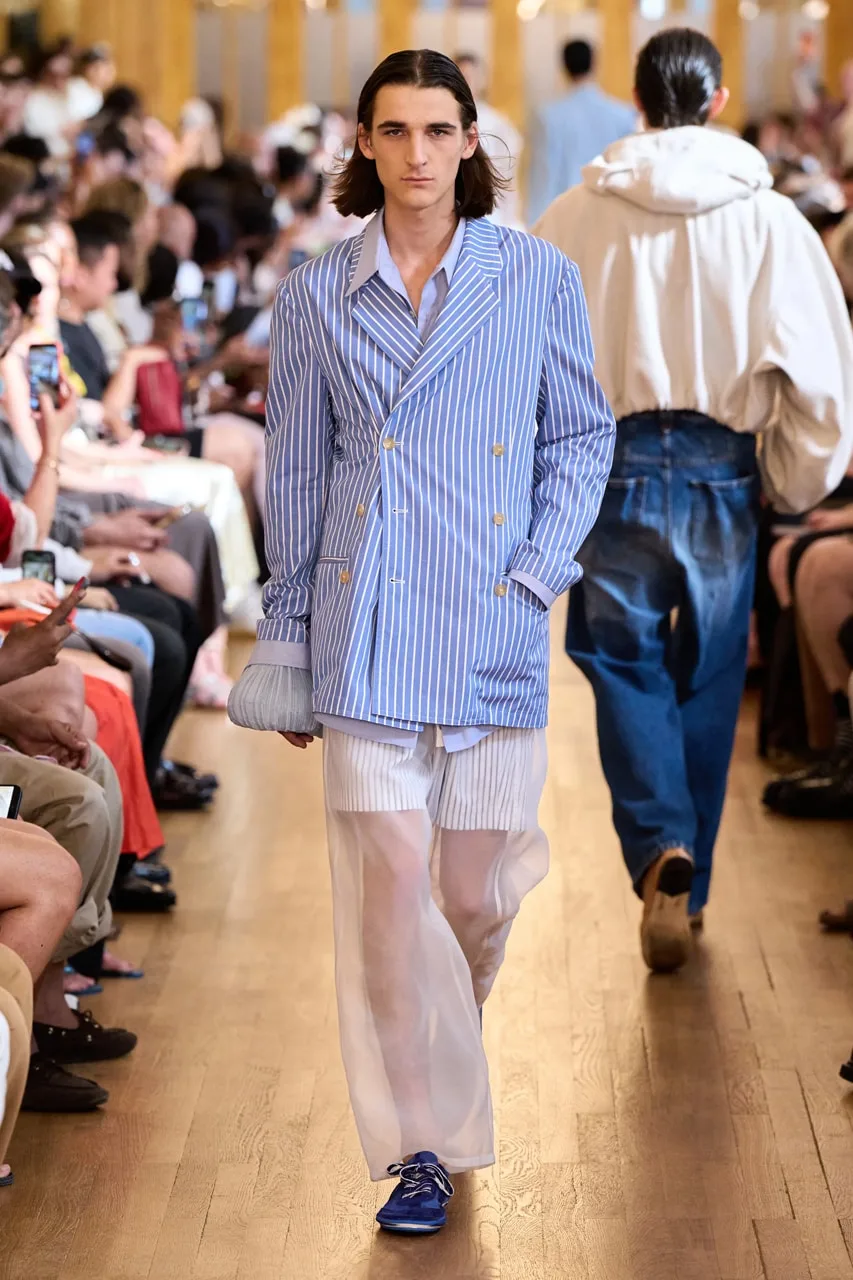 tendances-ss27-les-codes-vestimentaires-se-reinventent/carousel-6.jpg