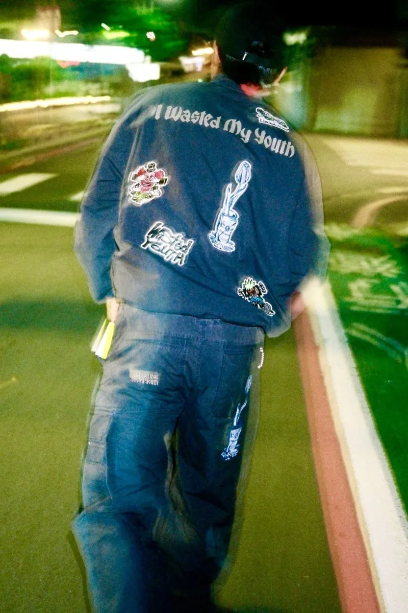 thisisneverthat-x-wasted-youth-une-collaboration-automne-2026-audacieuse/carousel-1.jpg