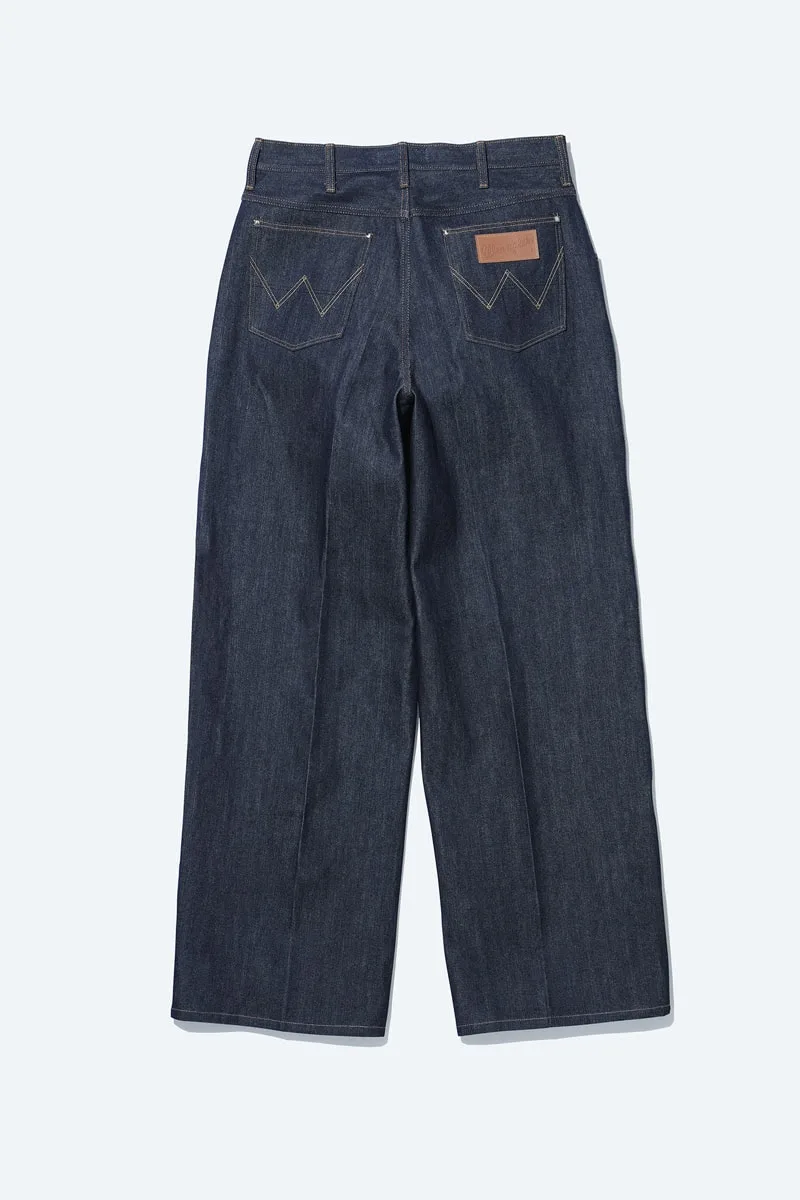 toga-x-wrangler-un-duo-inedit-en-huit-ans/carousel-10.jpg