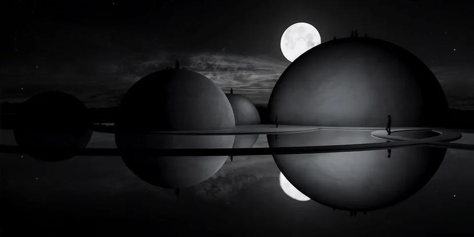 Paysage sombre avec dômes sphériques sous la pleine lune.