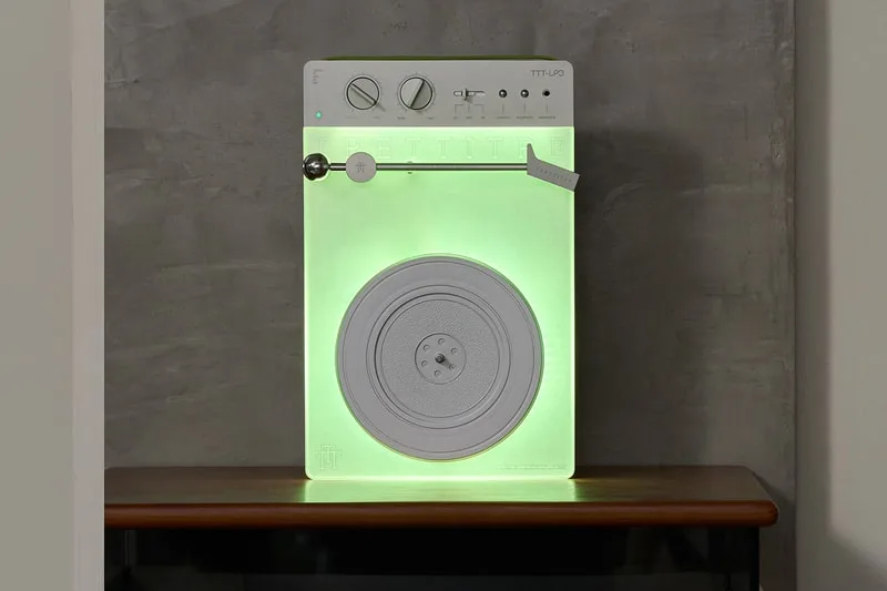 trettitre-un-systeme-audio-qui-reinvente-le-retro/carousel-10.jpg