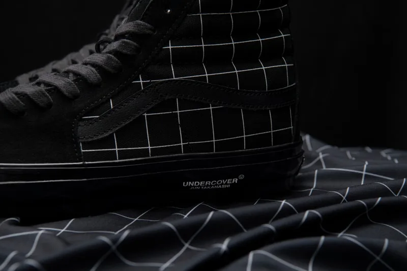 undercover-x-vans-art-et-rigueur-sur-slip-on-et-sk8-hi/carousel-13.jpg