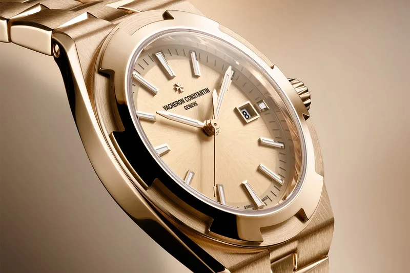 vacheron-constantin-nouvelles-overseas-345mm/carousel-3.jpg