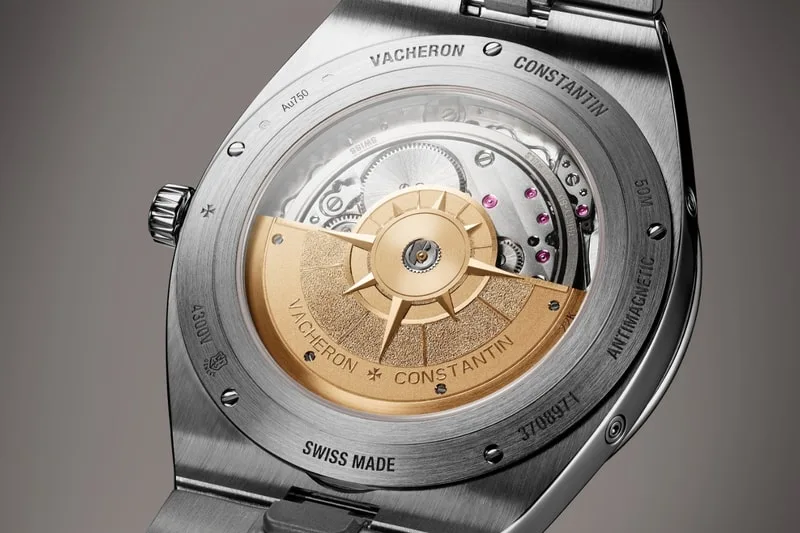 vacheron-constantin-un-bleu-azur-plus-leger/carousel-9.jpg