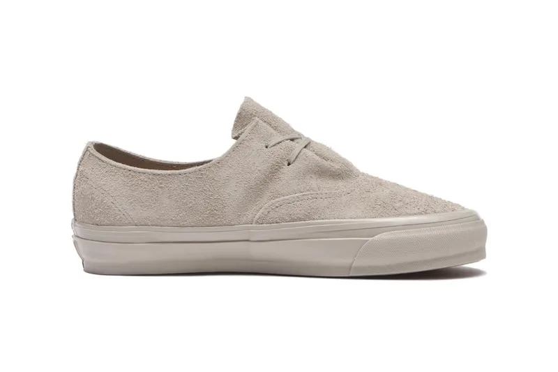 vans-authentic-ease-un-retour-aux-sources-elegant/carousel-14.jpg