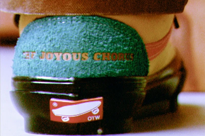 vans-et-julian-klincewicz-une-collab-coloree-qui-seduit/carousel-3.jpg
