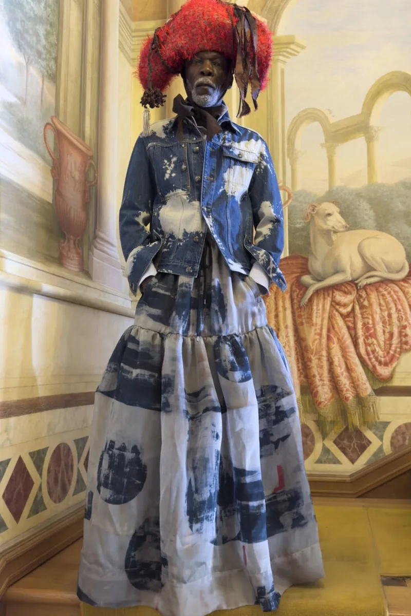 vivienne-westwood-un-punk-elegant-a-litalienne/carousel-2.jpg