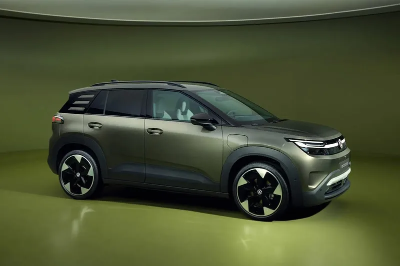 volkswagen-id-cross-lavenir-electrique-accessible/carousel-7.jpg