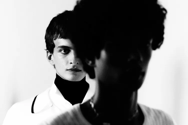 wales-bonner-et-adidas-la-collection-ss26-entre-luxe-et-artisanat/carousel-8.png