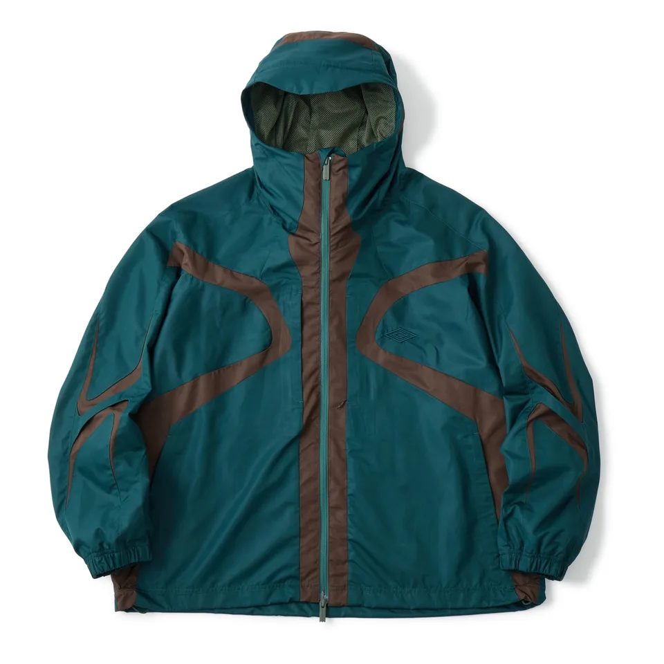 white-mountaineering-x-umbro-archives-modernisees/carousel-11.jpg