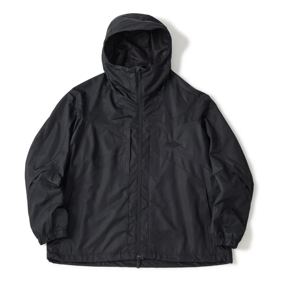 white-mountaineering-x-umbro-archives-modernisees/carousel-9.jpg
