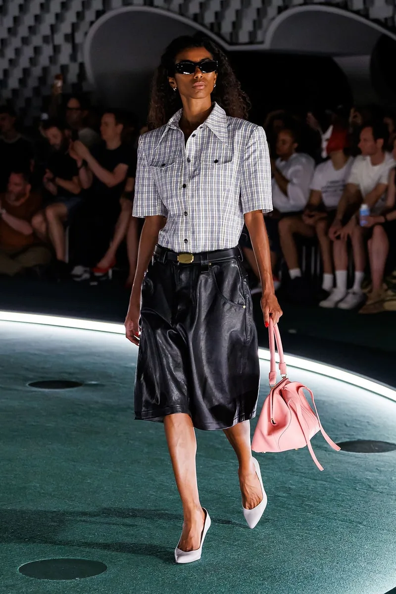 willy-chavarria-lame-chicano-a-la-mode-de-paris/carousel-3.jpg