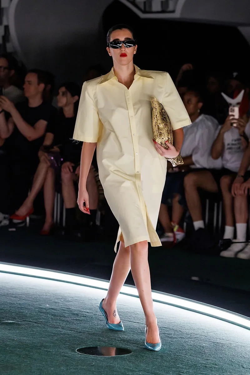 willy-chavarria-lame-chicano-a-la-mode-de-paris/carousel-6.jpg