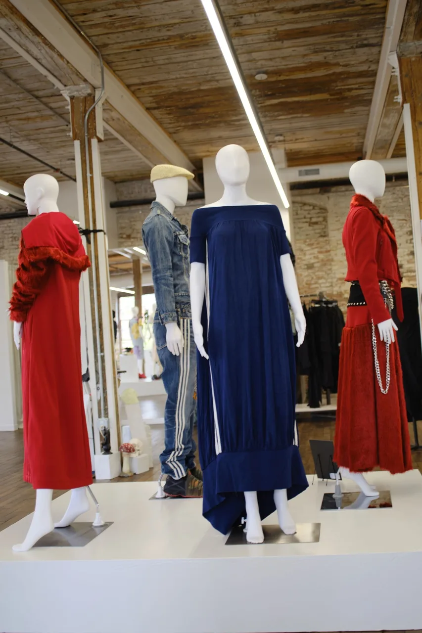 y-3-une-exposition-unique-a-new-york/carousel-10.jpg