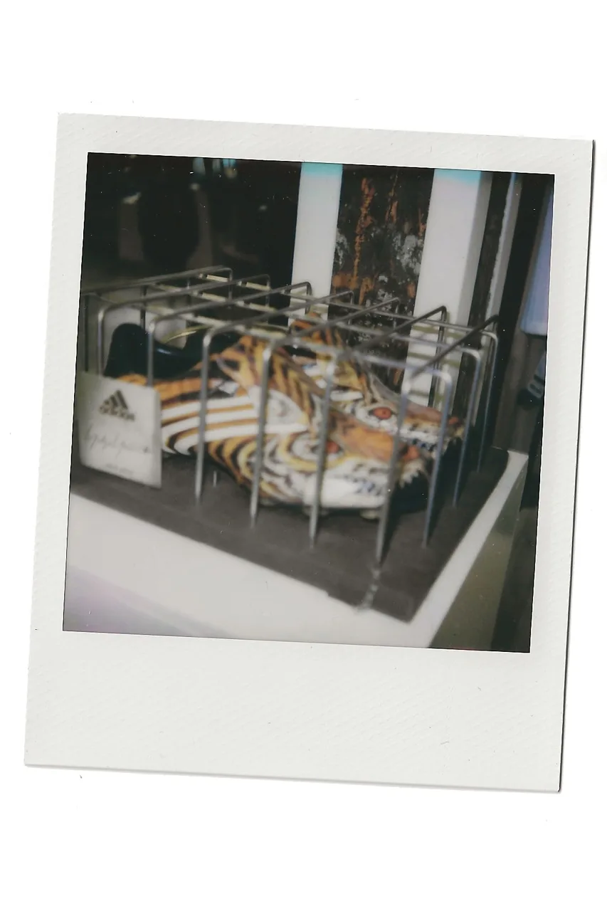 y-3-une-exposition-unique-a-new-york/carousel-4.jpg