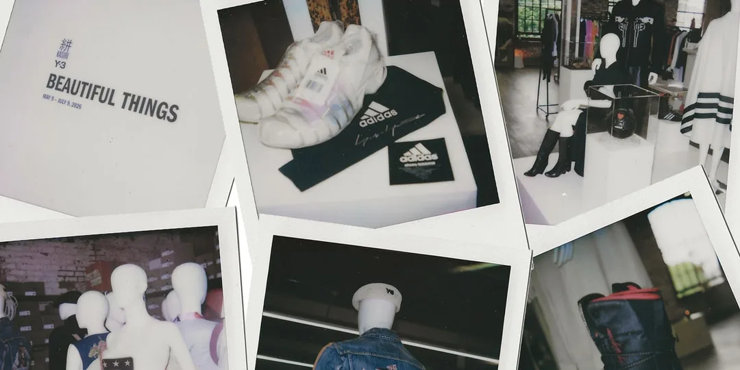 Exposition de mode avec mannequins et chaussures.