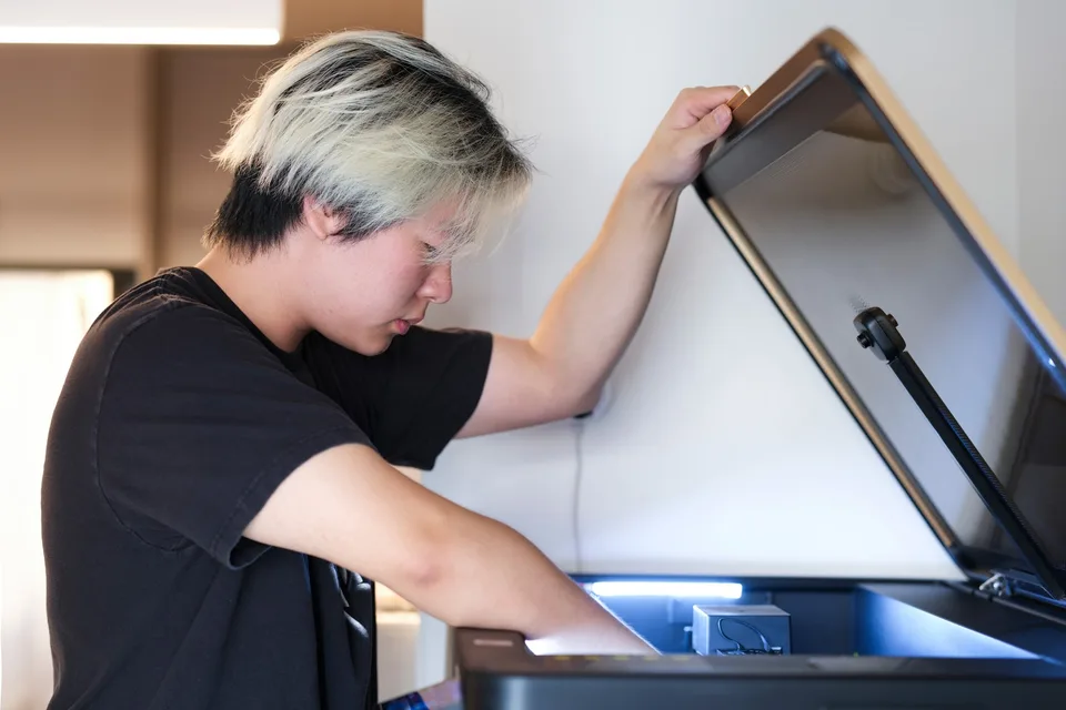 Yichen Ji, artiste contemporain : sculpture, art numérique et intelligence artificielle