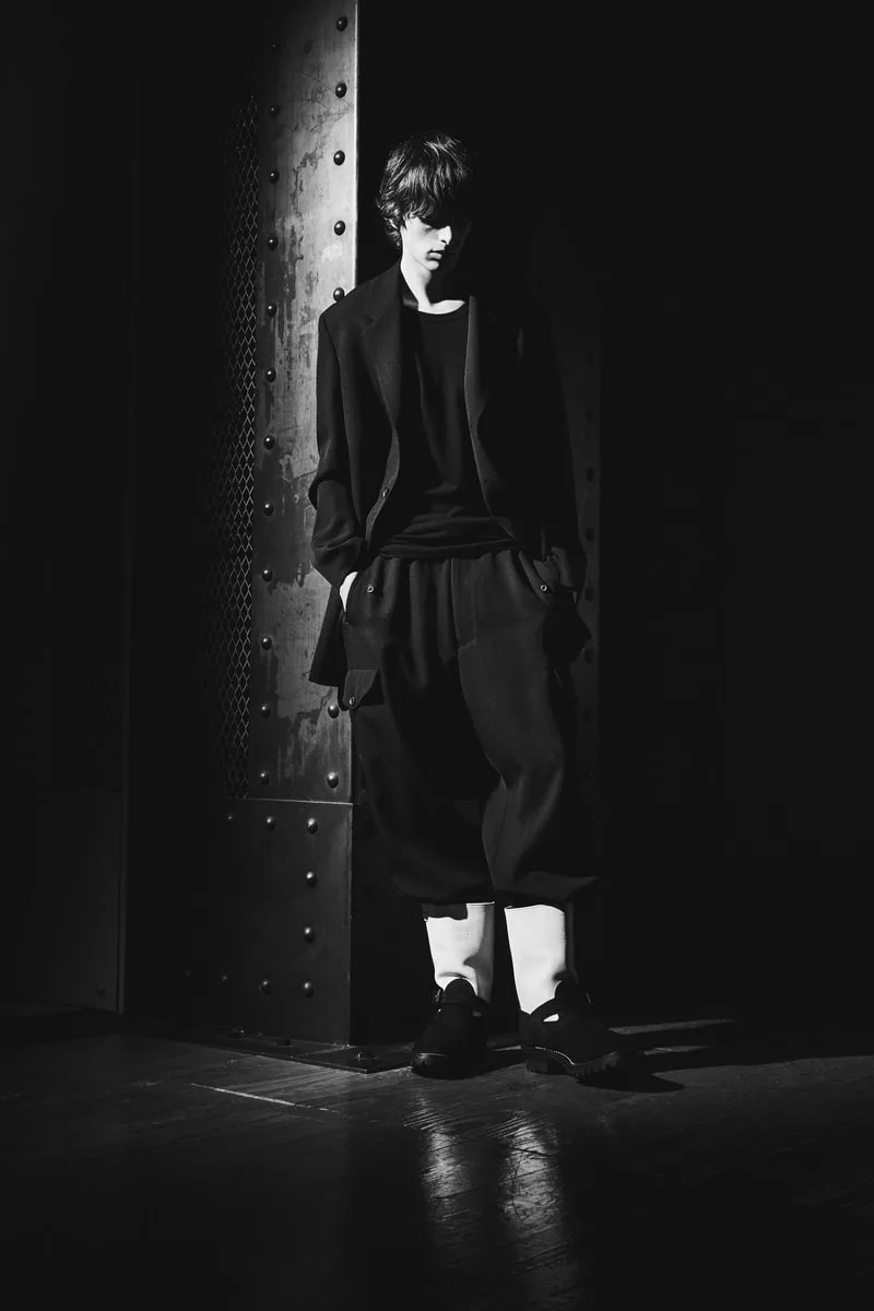 yohji-yamamoto-et-wesco-des-bottes-inedites/carousel-4.jpg
