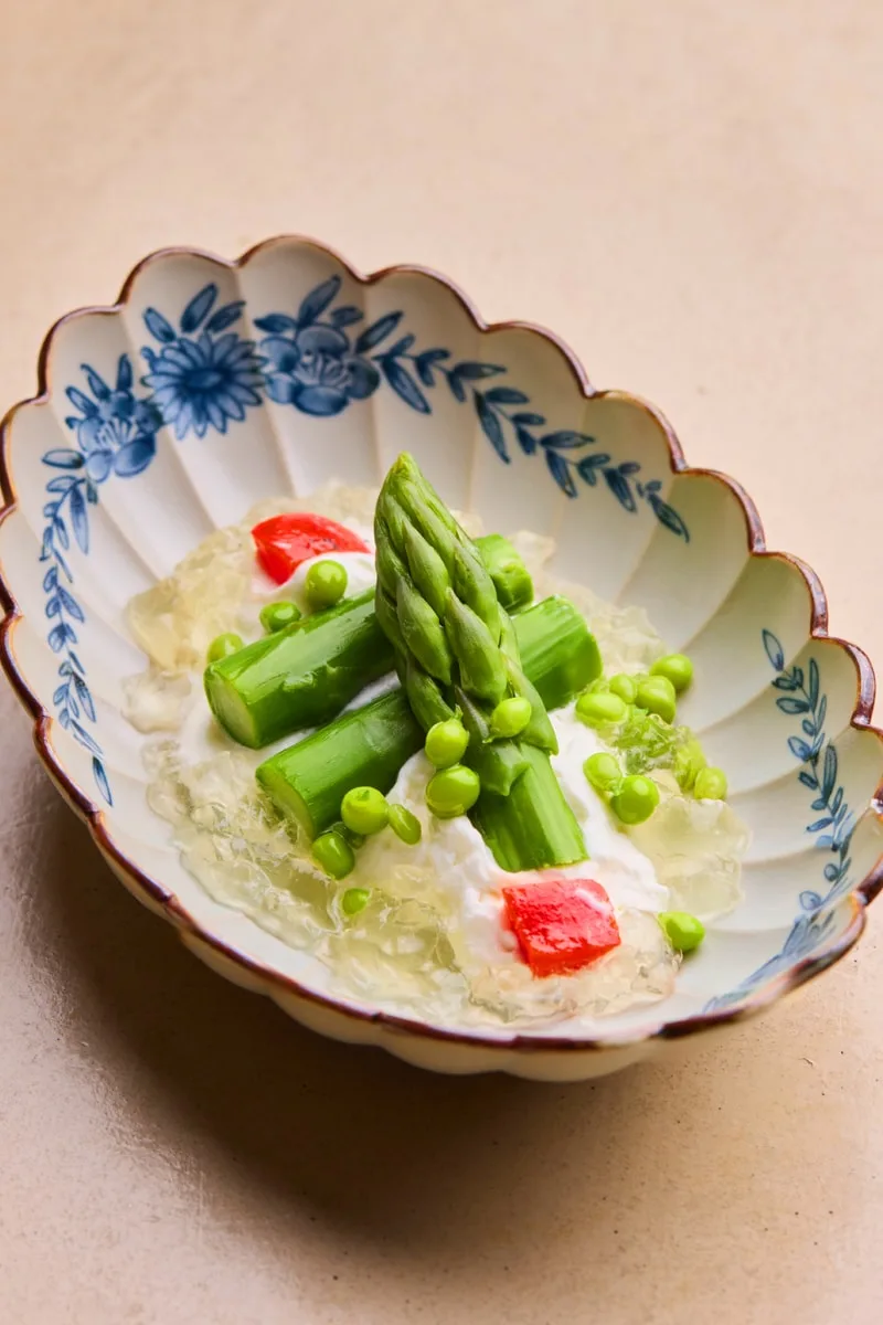 yoshiteru-ikegawa-soiree-yakitori-exclusive-a-hong-kong/carousel-15.jpg