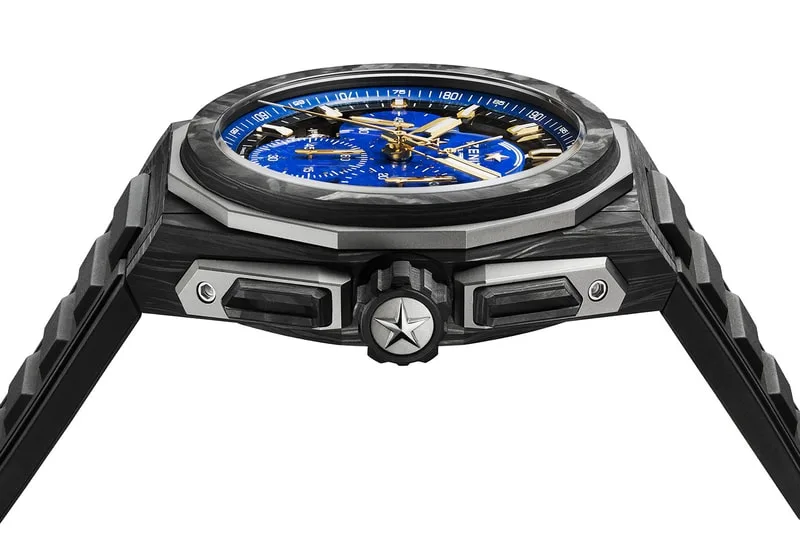 Vue latérale d'une montre avec cadran bleu et boîtier noir.