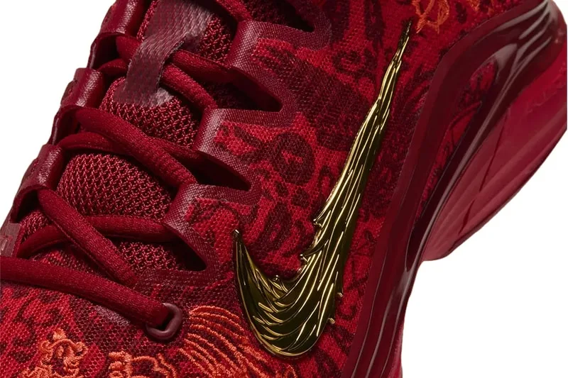 zheng-qinwen-une-nike-zoom-vapor-12-en-triple-rouge/carousel-7.jpg