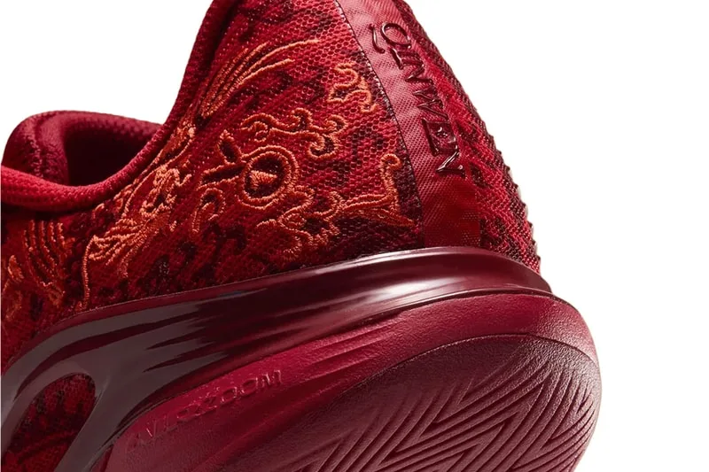 zheng-qinwen-une-nike-zoom-vapor-12-en-triple-rouge/carousel-8.jpg